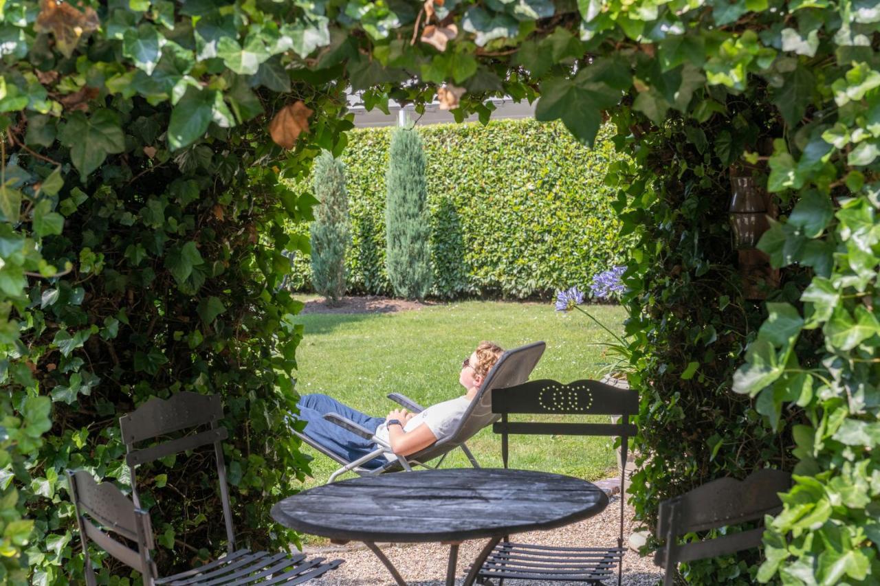 Wein Und Landhaus Kallfels Krov Bagian luar foto